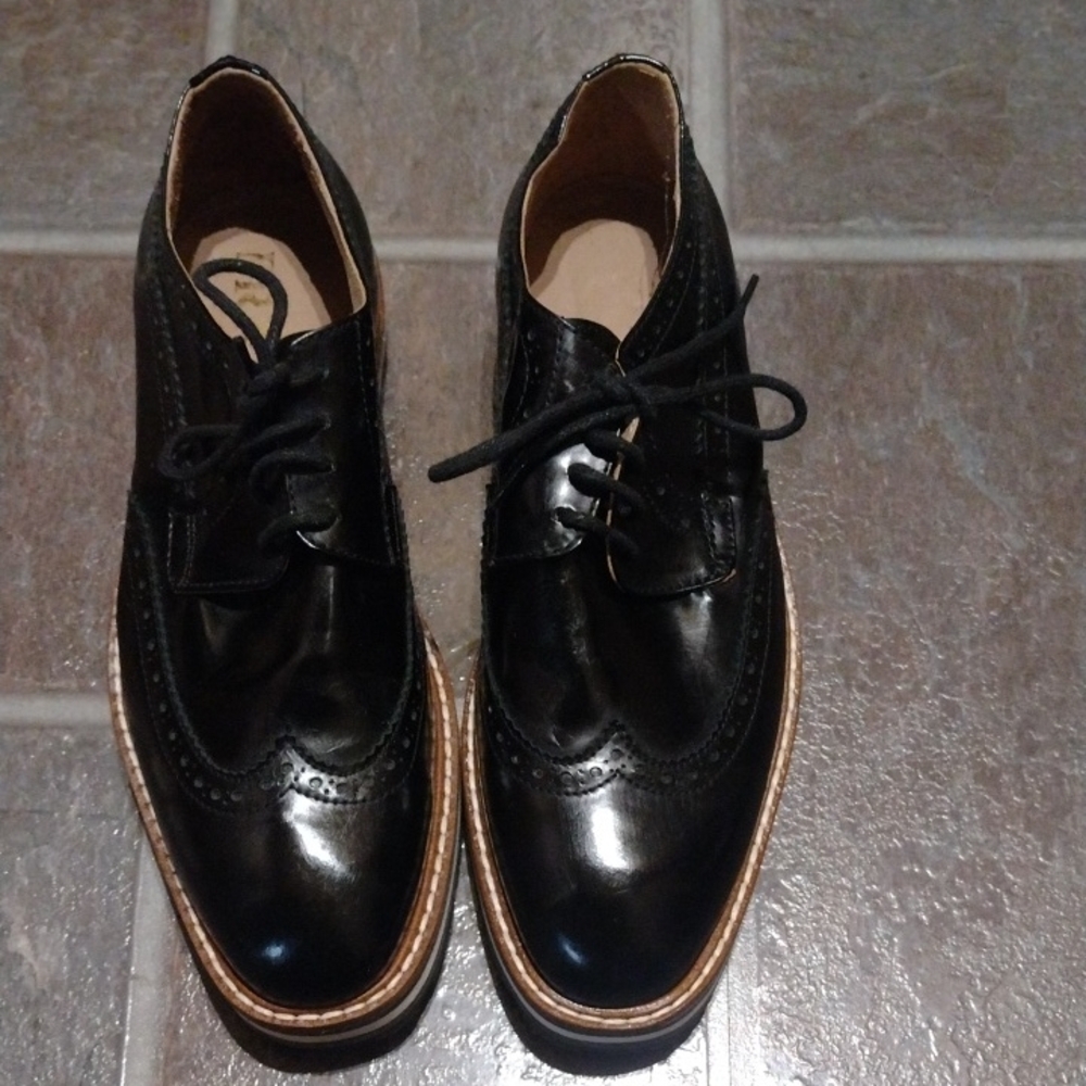 Prada Black Leather Platform Lace Up Loafer Size 36